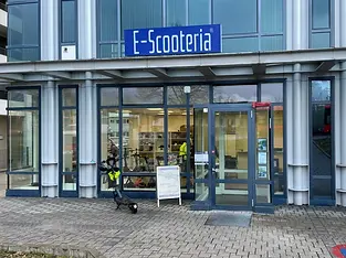 Aussenansicht E-Scooteria Freiburg Munzinger Str. 1, 79111 Freiburg