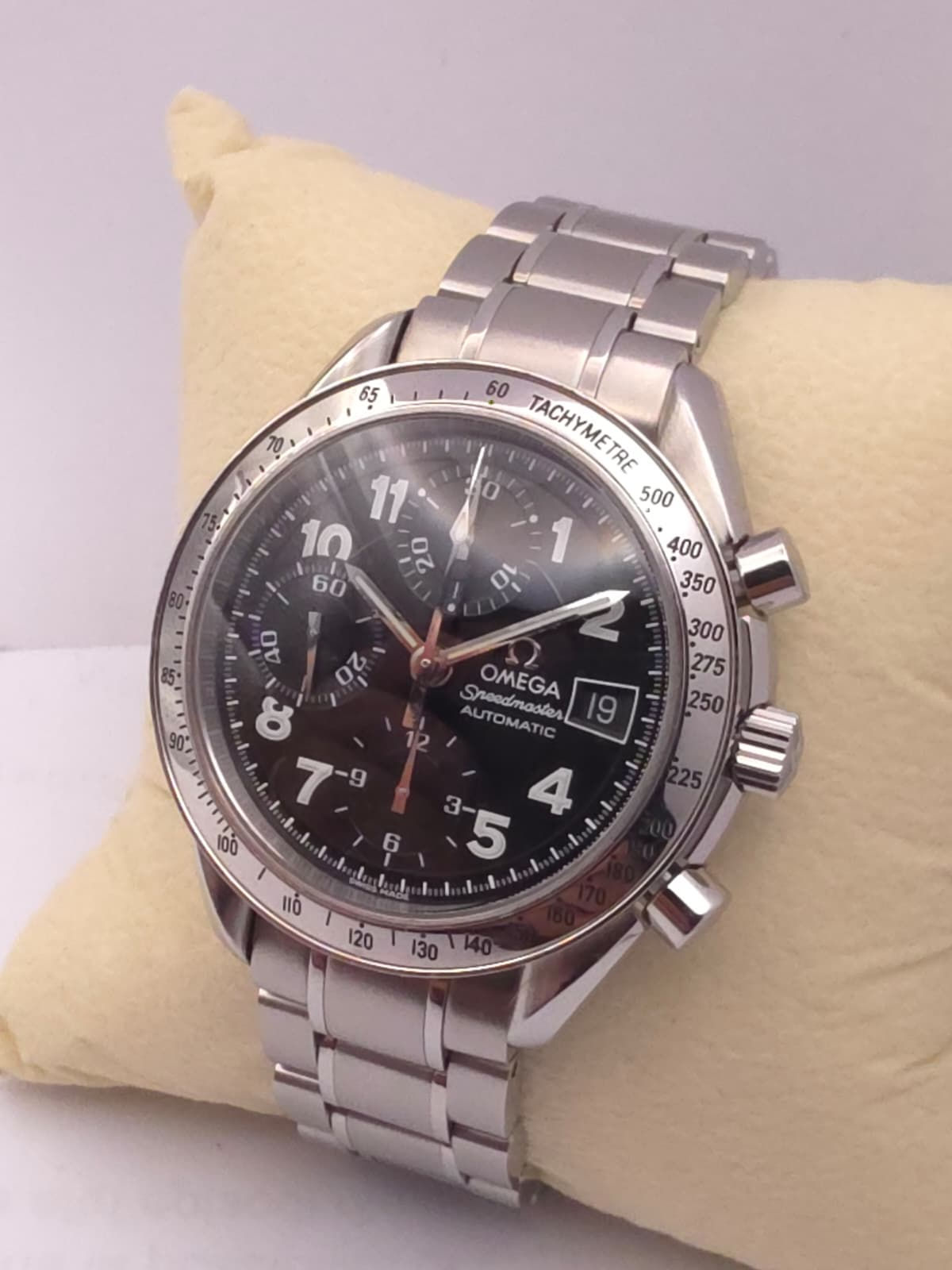 Omega Speedmaster Date Automatic "Arab Dial" – Ref. 3513.52.00