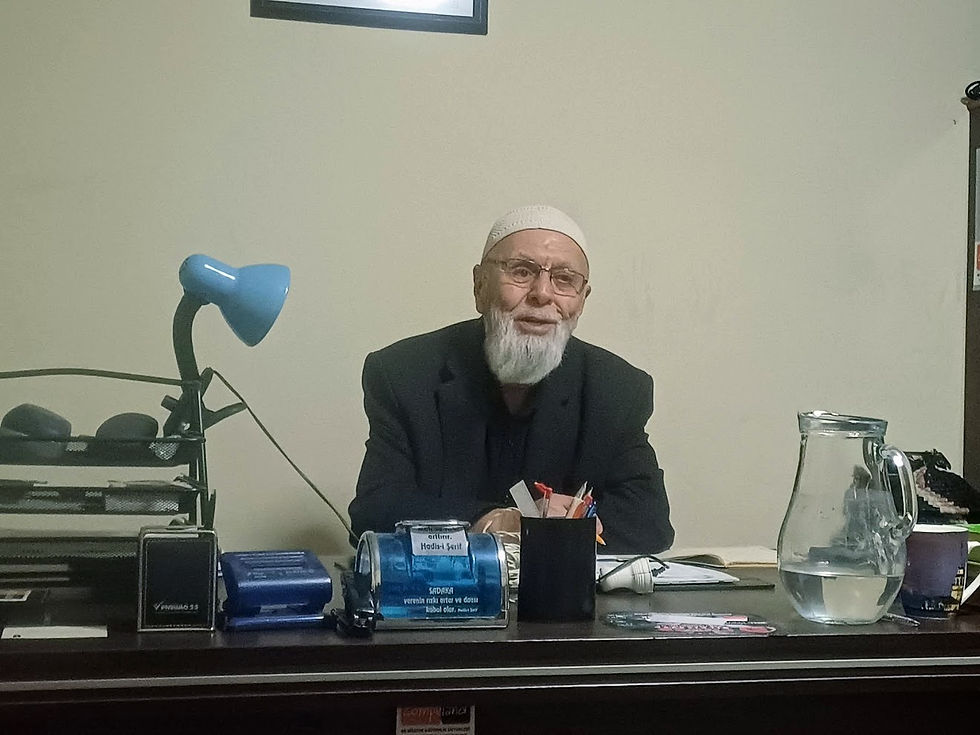 Koca bir çınar: Yaşar Hoca