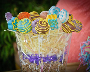 Cake Pops - Rolling Cakery Custom Cakes Seattle - Custom Cakes in Seattle