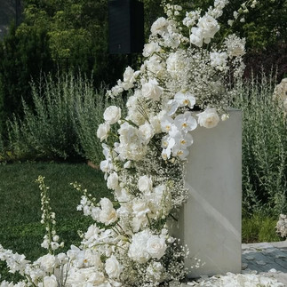 The Real Cost of Flowers for Your Italian Villa Wedding