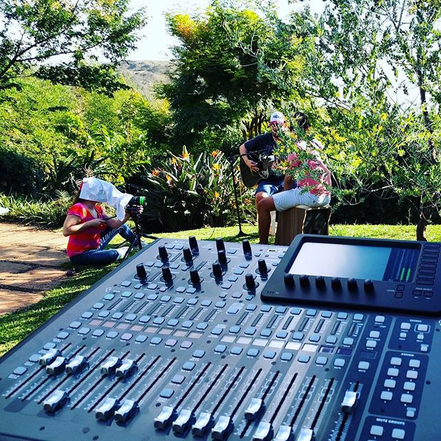 Estreando a conta da Art&Sound no instagram com a produção de clipe do artista Fernando Januzzi.jpg