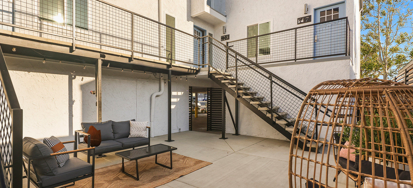 Home The Wave Apartment Homes Seal Beach United States