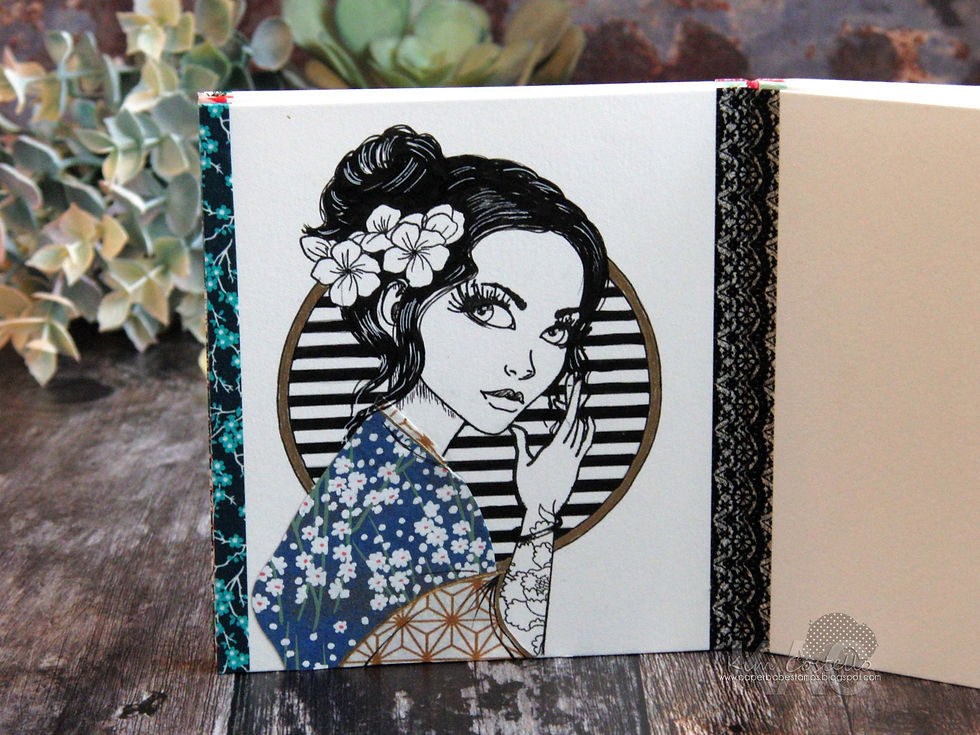 Miniature : Female Profile Pony and Bun