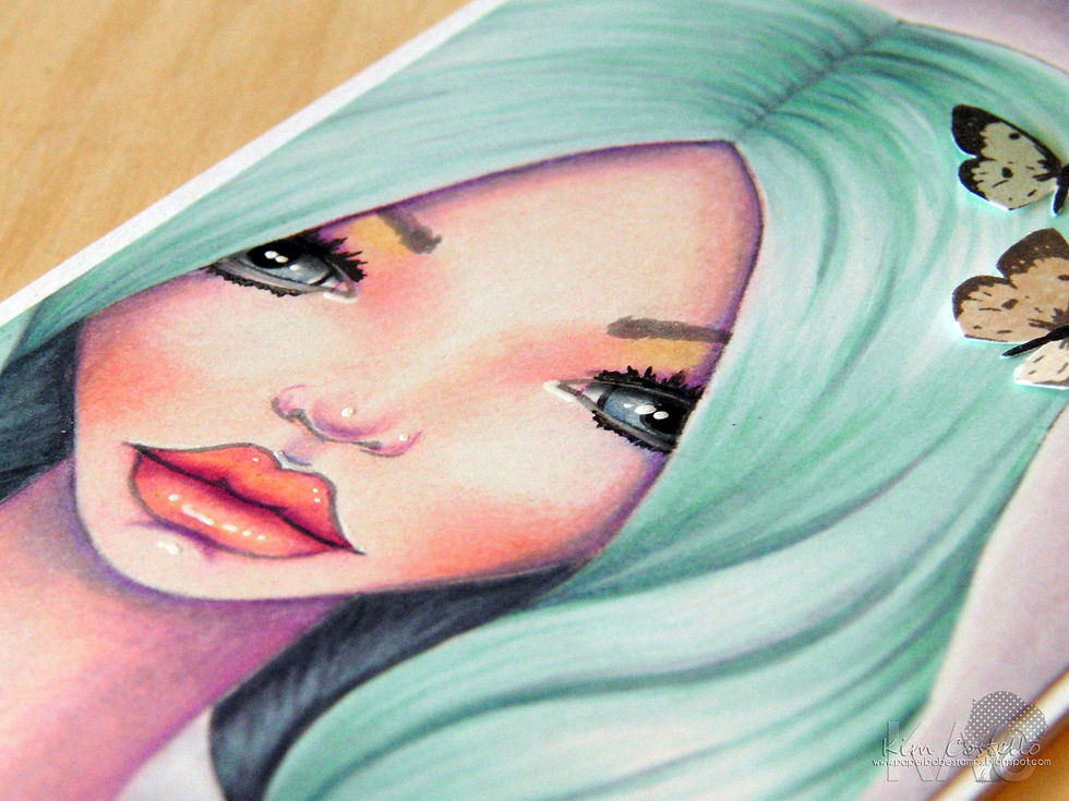 Miniatyrbild: Female Portrait Rag Tails Template