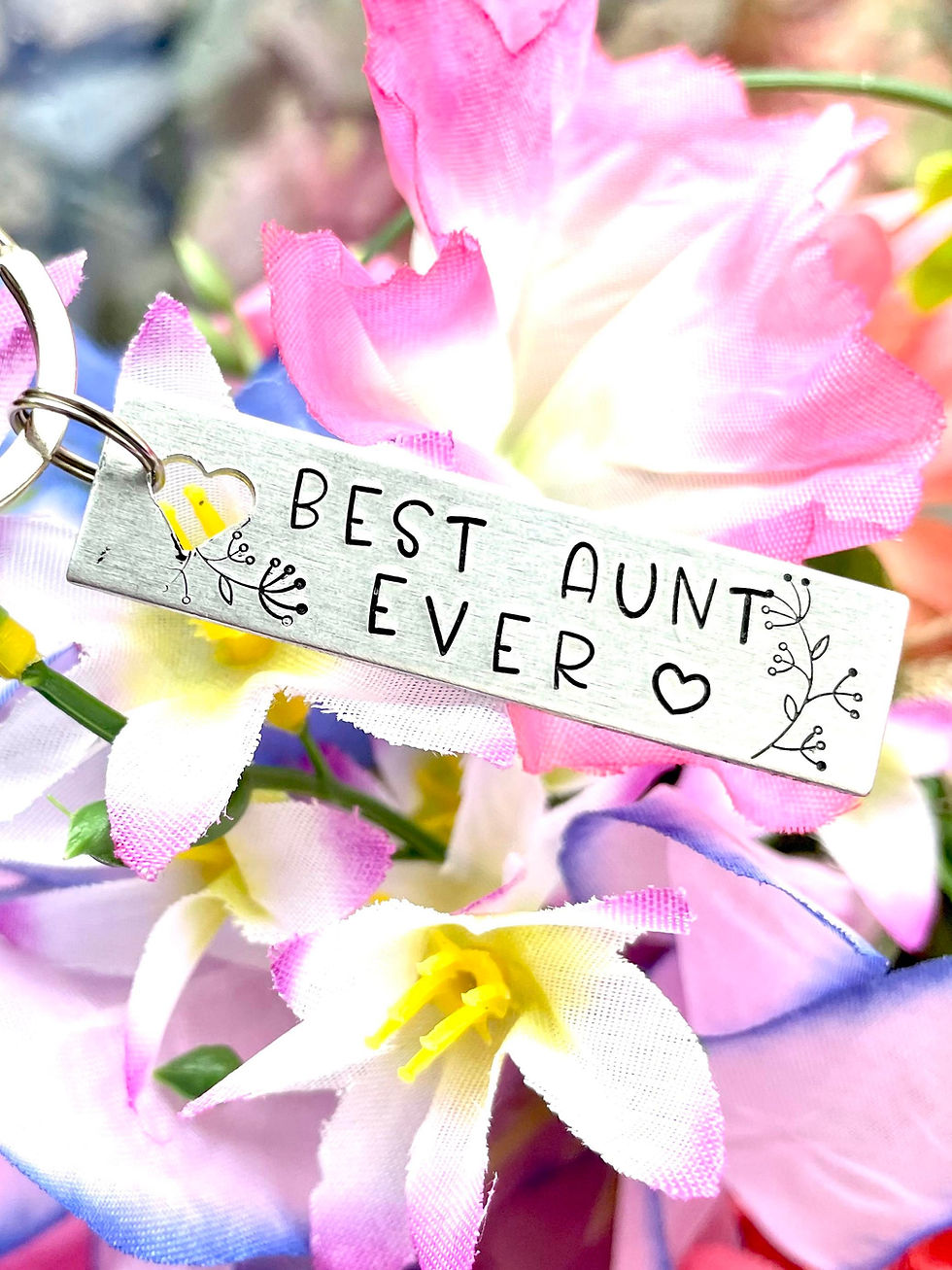 Thumbnail: Best Aunt Ever - Aunt Gift -Hand Stamped Keychain - Aunt Keychain - Auntie Gift