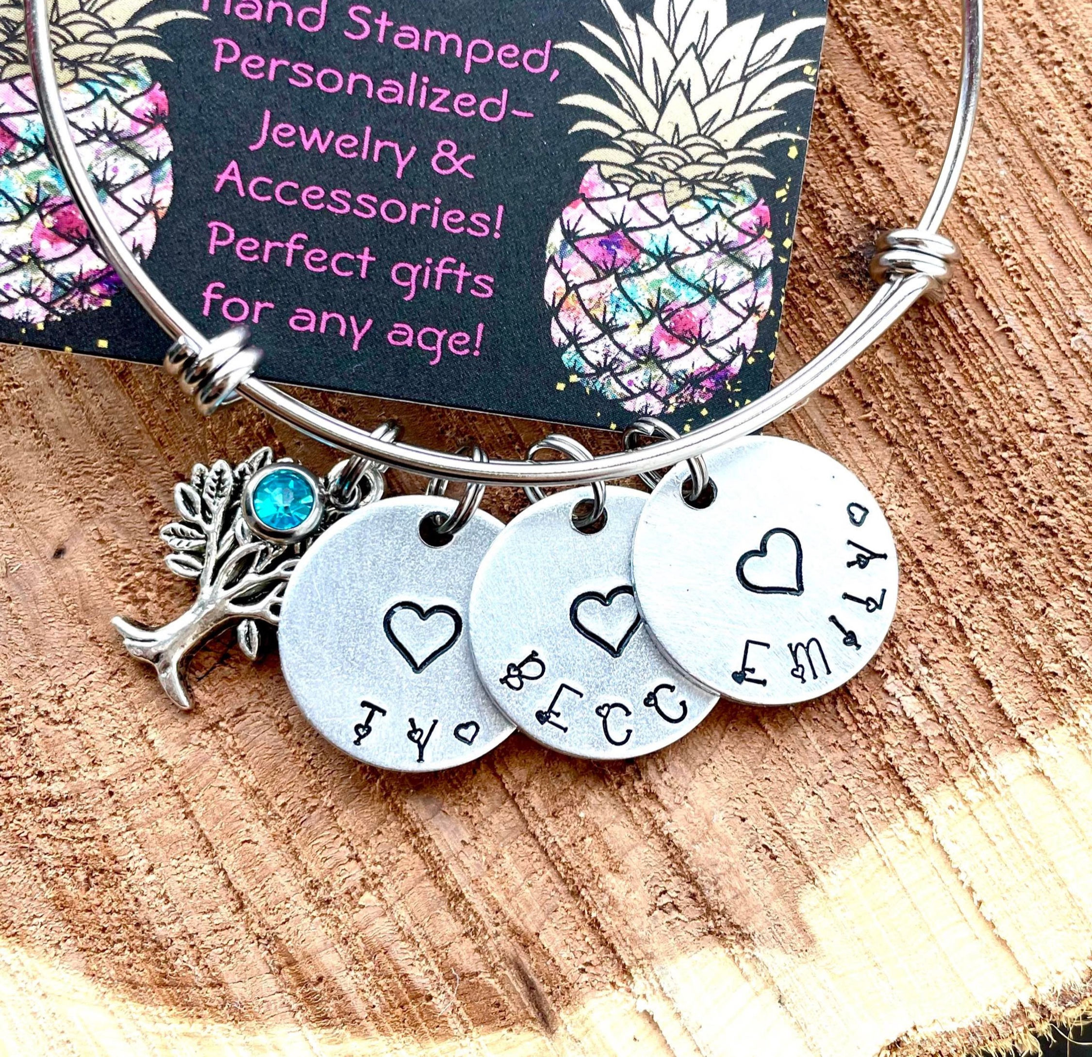 Mom Bracelet- Name Bracelet - Mothers Day Gift - Personalized Gifts - Mom Gifts