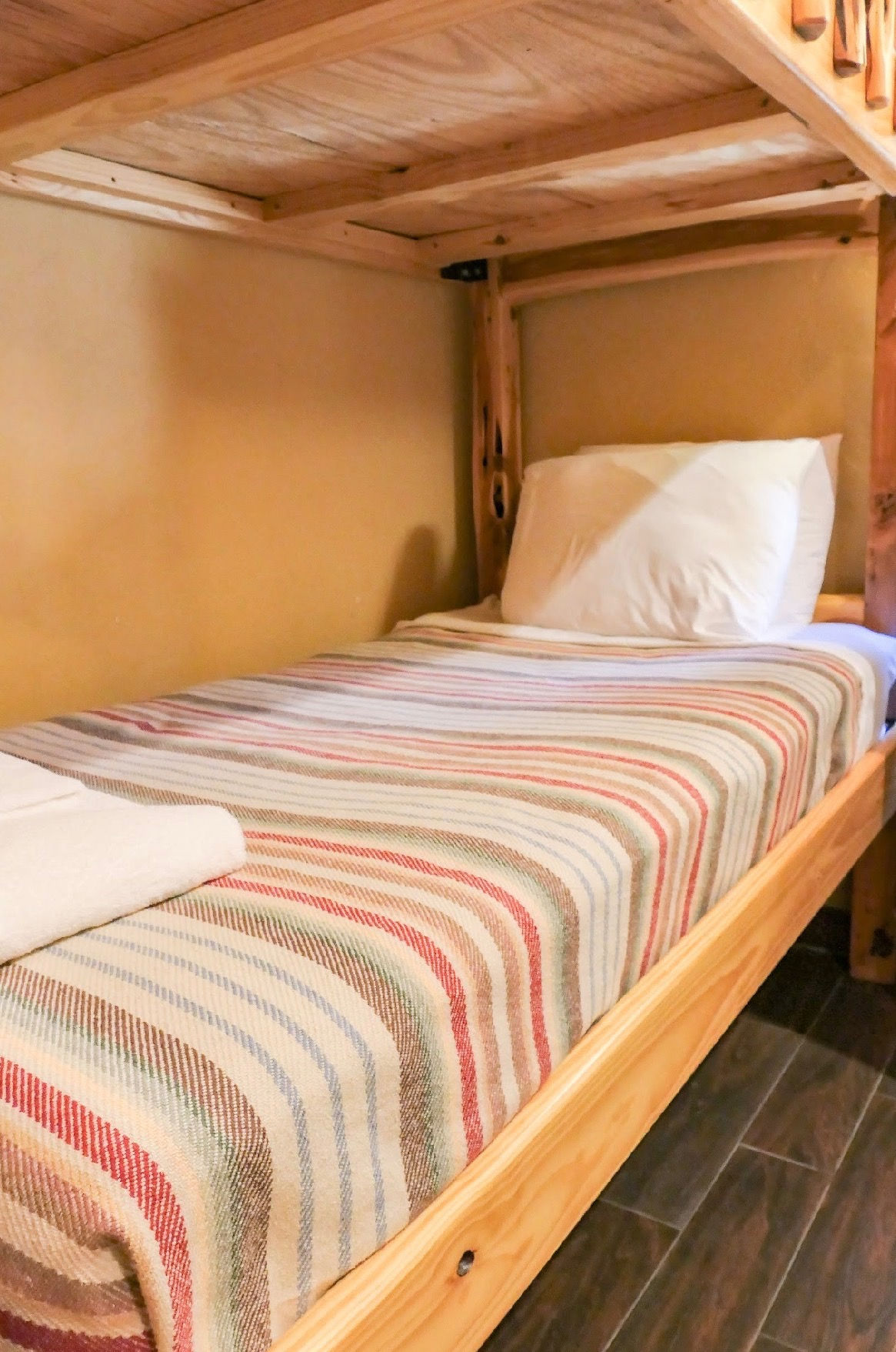 Hacienda- Prickly Pear Private 2 twin bunk beds, 4 twin beds total + Shared bath