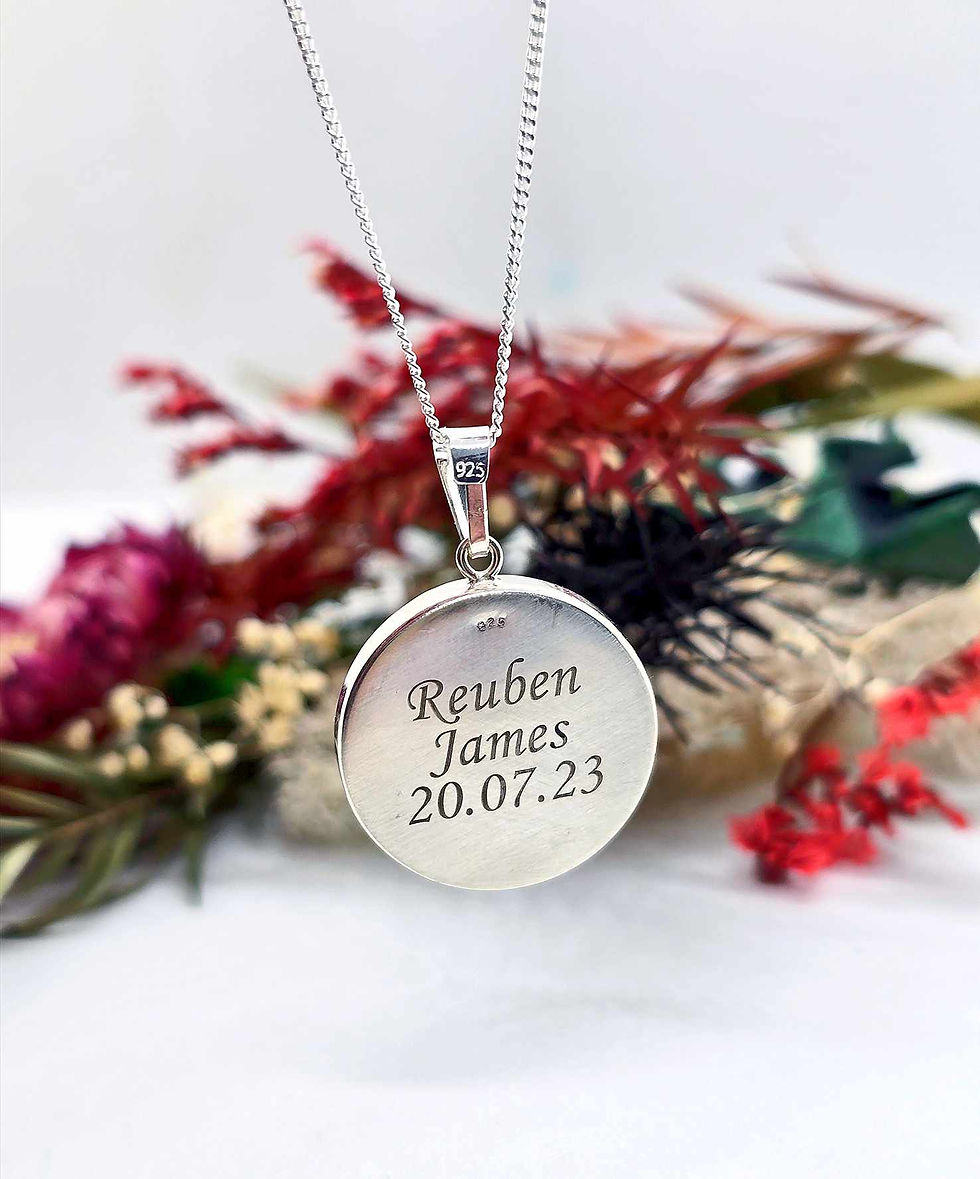Thumbnail: Engraving on memorial jewellery