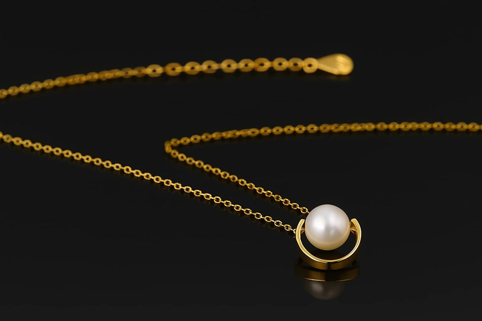 The Curve | Semen pearl necklace
