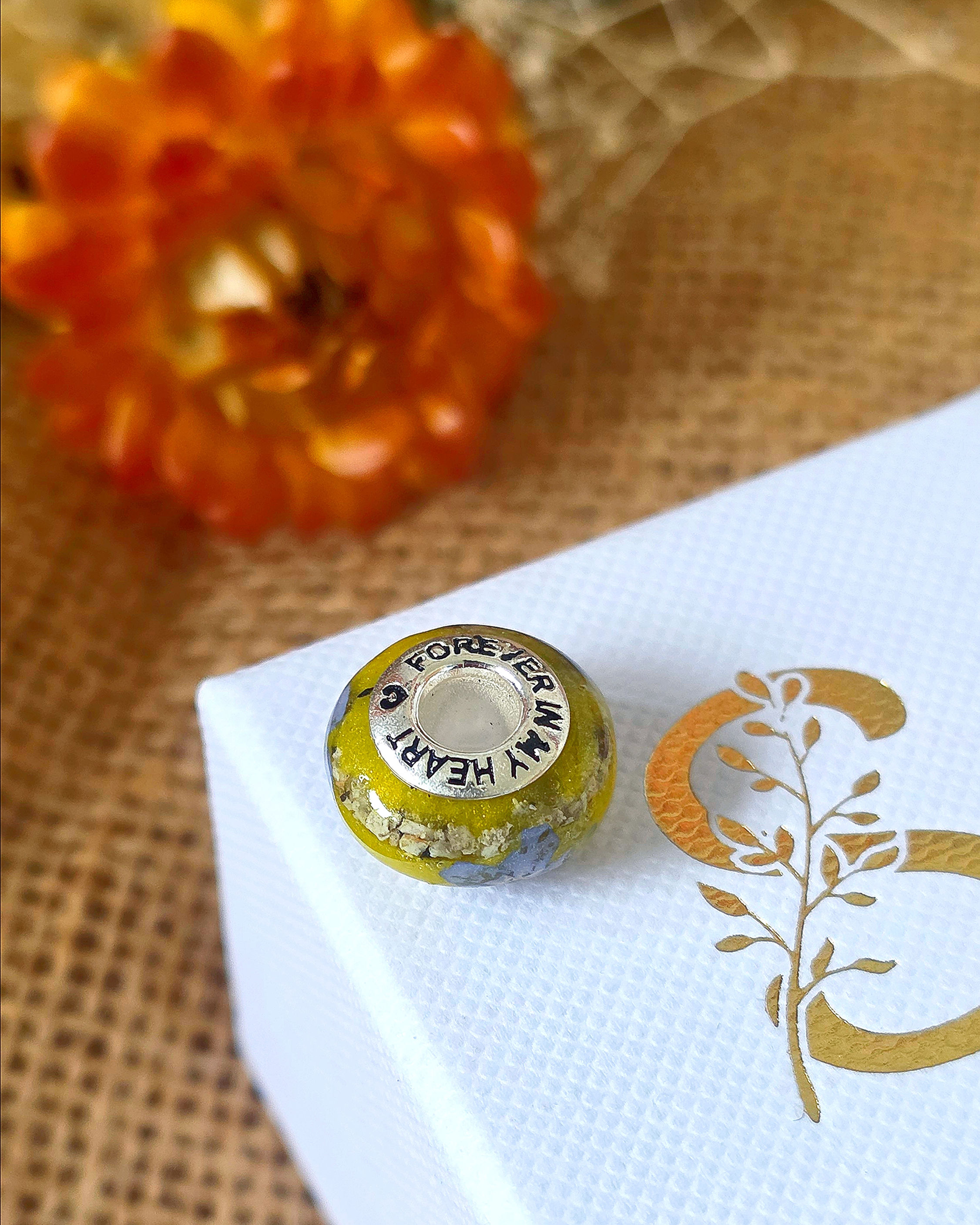 Medium bead charm & text core 