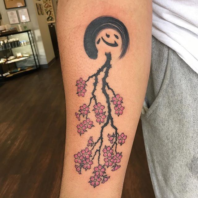 Fullscreen Page Marigold Adornment