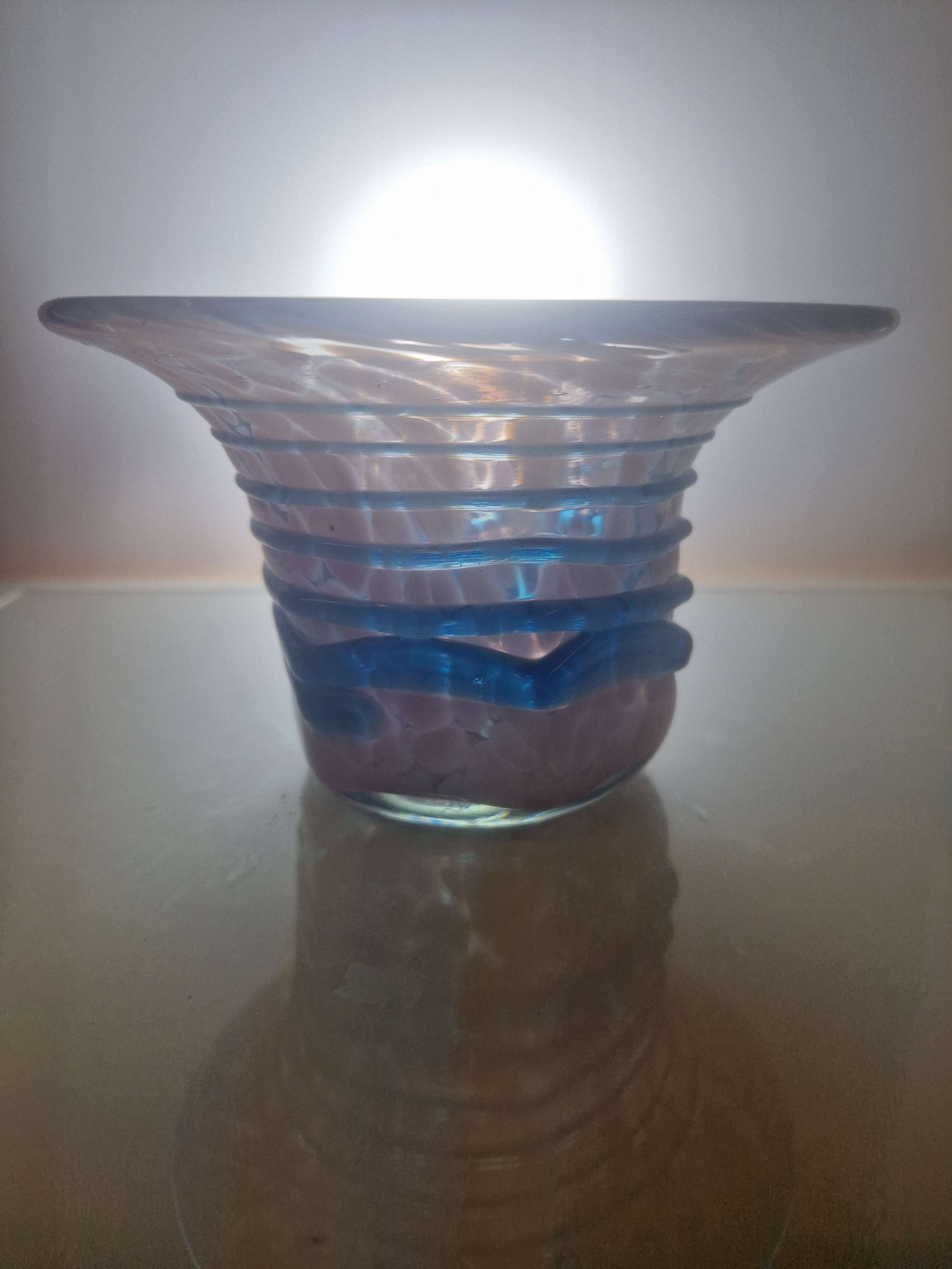 Vintage Mdina blue & pink trailed bowl