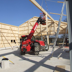 Unsere neue Liegehalle ist schon aufgerichtet!