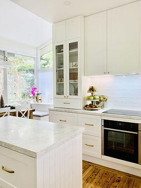 swish-kitchen-turramurra-shaker-kitchen-cabinet-cooktop-01.jpg