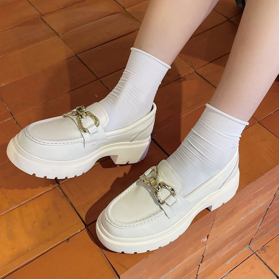 Thumbnail: EVERAU® Women Leather Gold Buckle Platform Chunky Loafers Della EA 7032