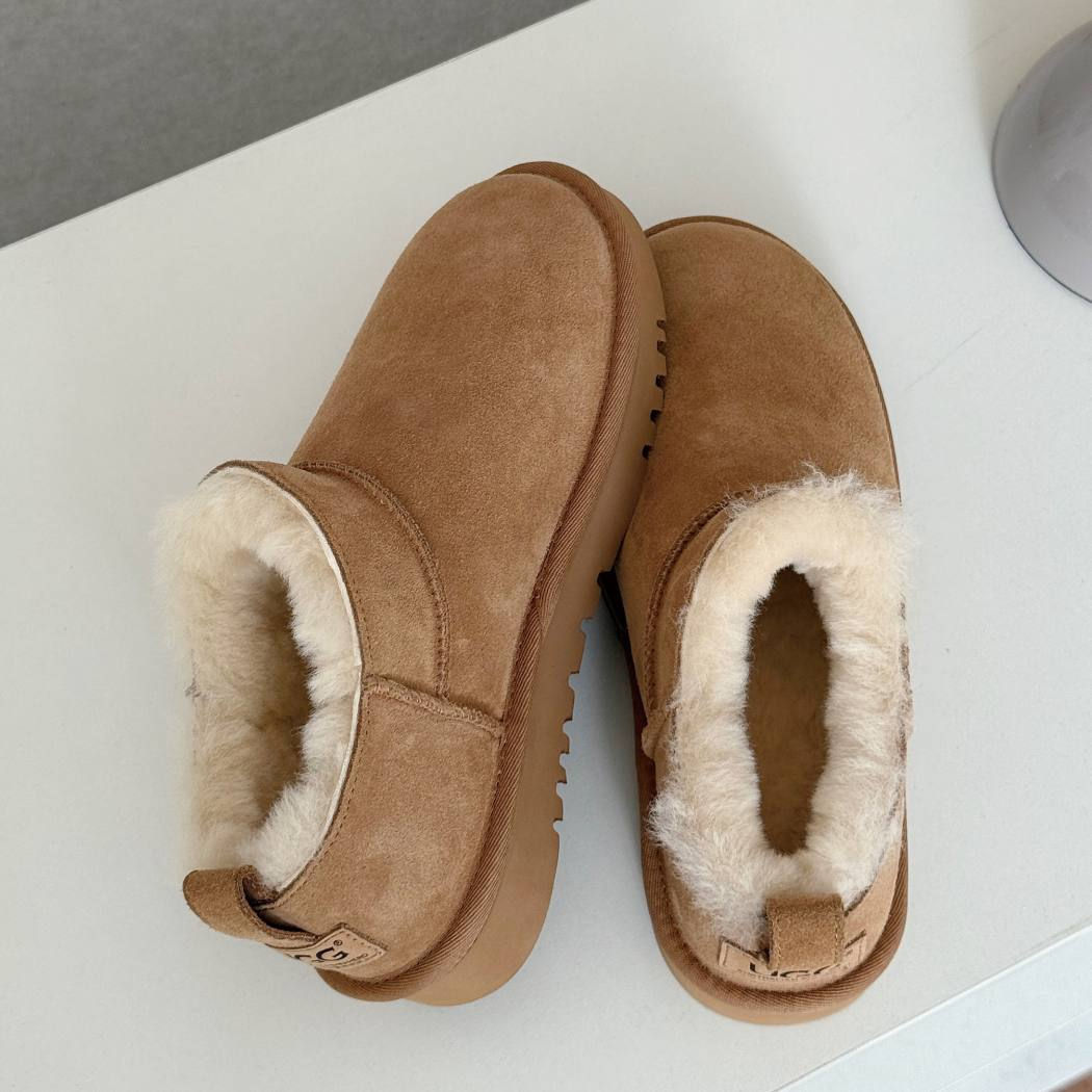 AUSTRALIAN SHEPHERD® UGG Lune Sheepskin Wool Low Cut Ankle Boots AS 3108