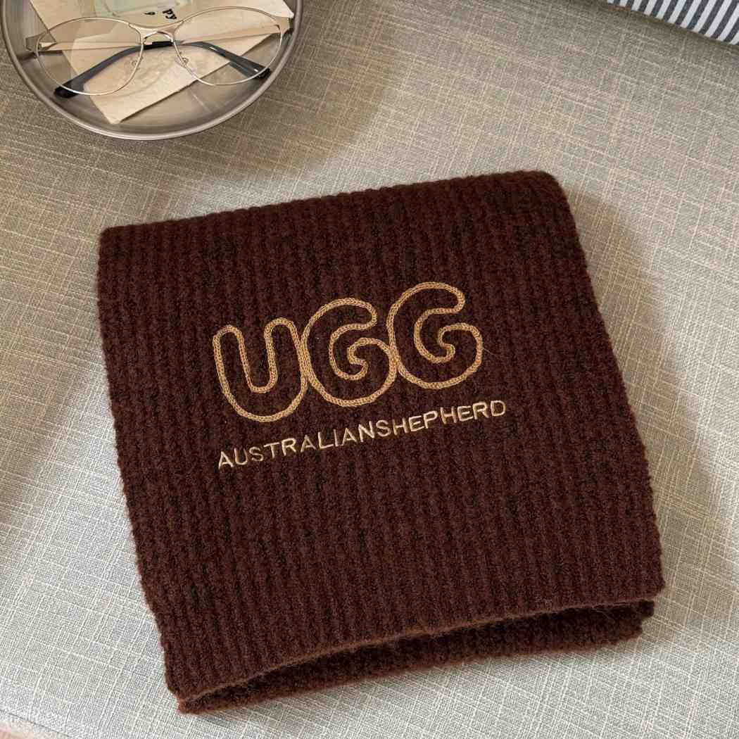 AUSTRALIAN SHEPHERD® 100% Wool Scarf Velin AS 8013
