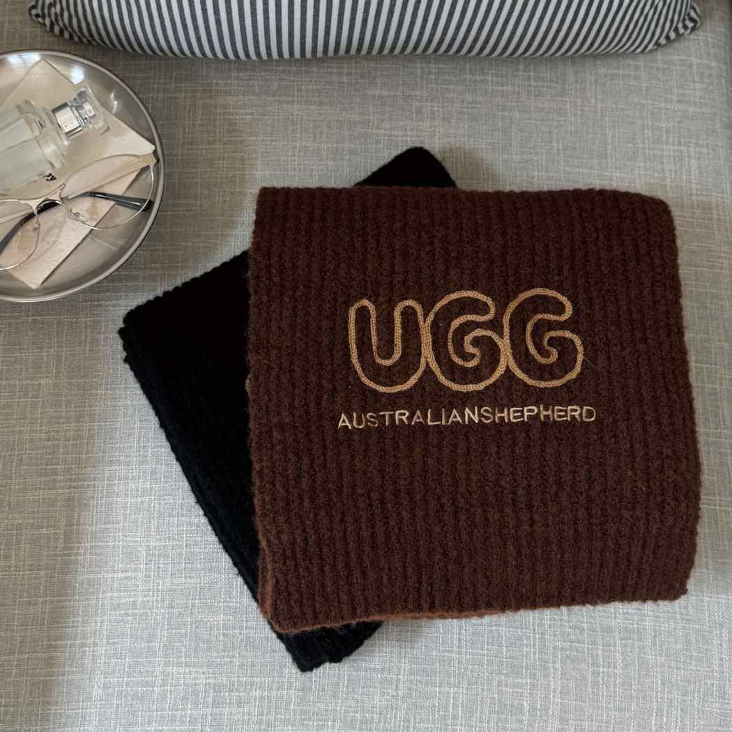 AUSTRALIAN SHEPHERD® 100% Wool Scarf Velin AS 8013