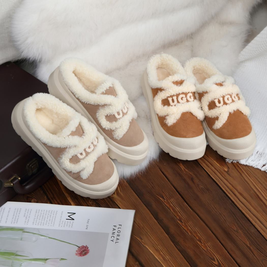 DK UGG Women Ela Shearling Lined Slippers 164
