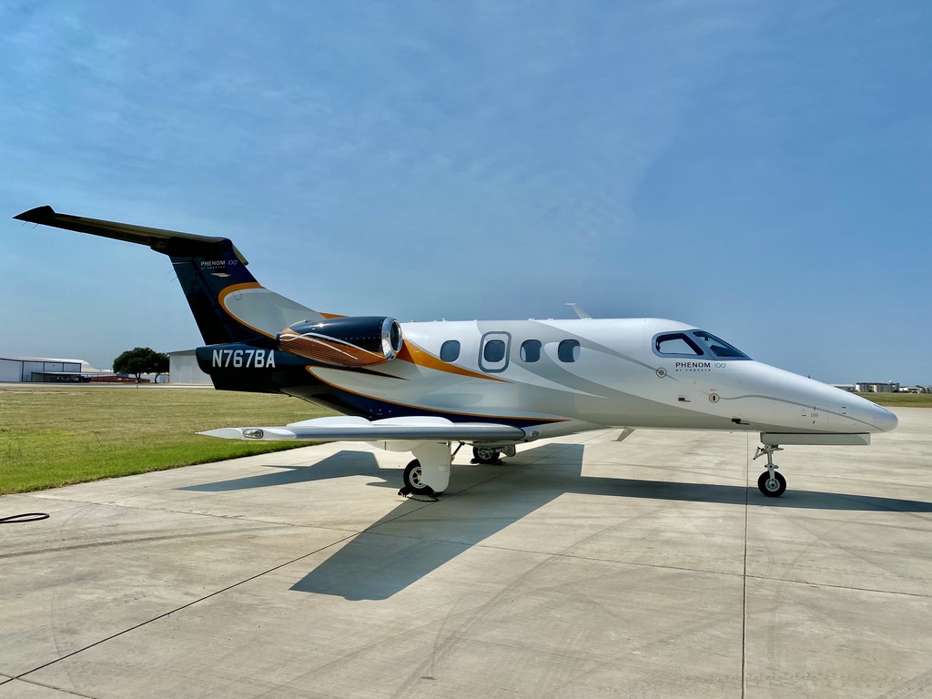 Embraer Phenom 100