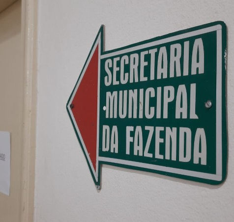 Prefeitura equilibra contas e paga cinco mil notas fiscais em abril
