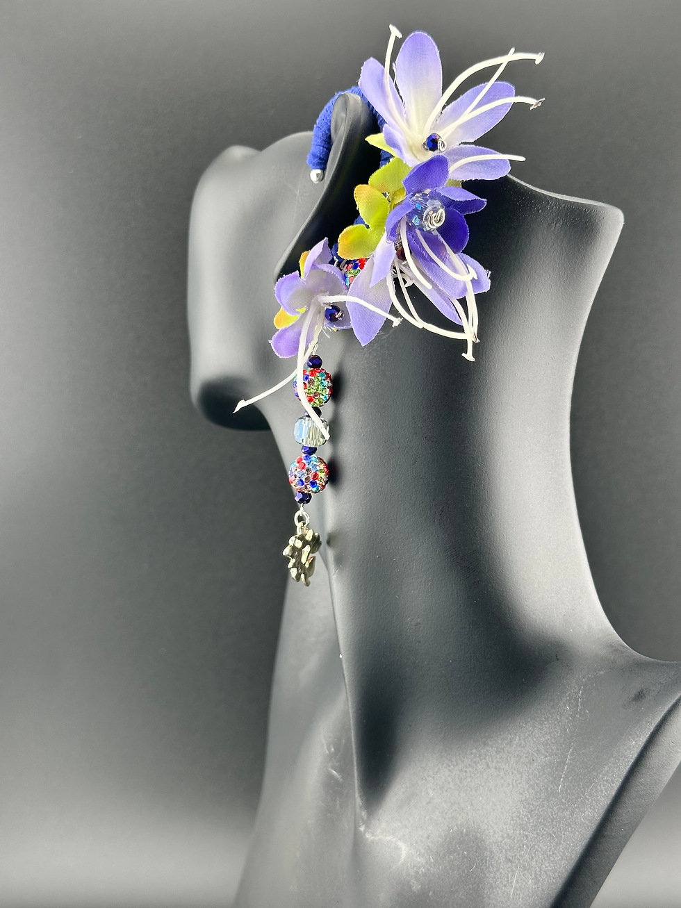 Thumbnail: Ear Cuff