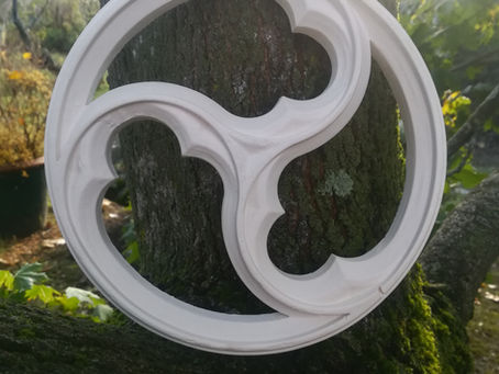 Triskel   pour harmoniser votre intérieur, fabriqué et personnalisé par mes soins. Contactez moi!!! 