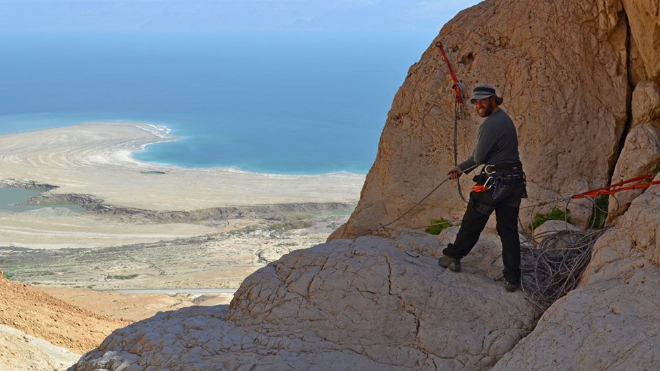 טיול סנפלינג בנחל טור 