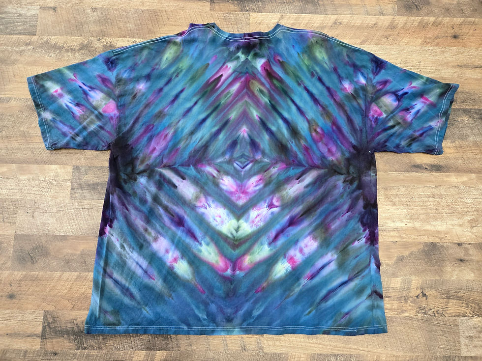 Thumbnail: 6XL - Incline Tie Dye Shirt