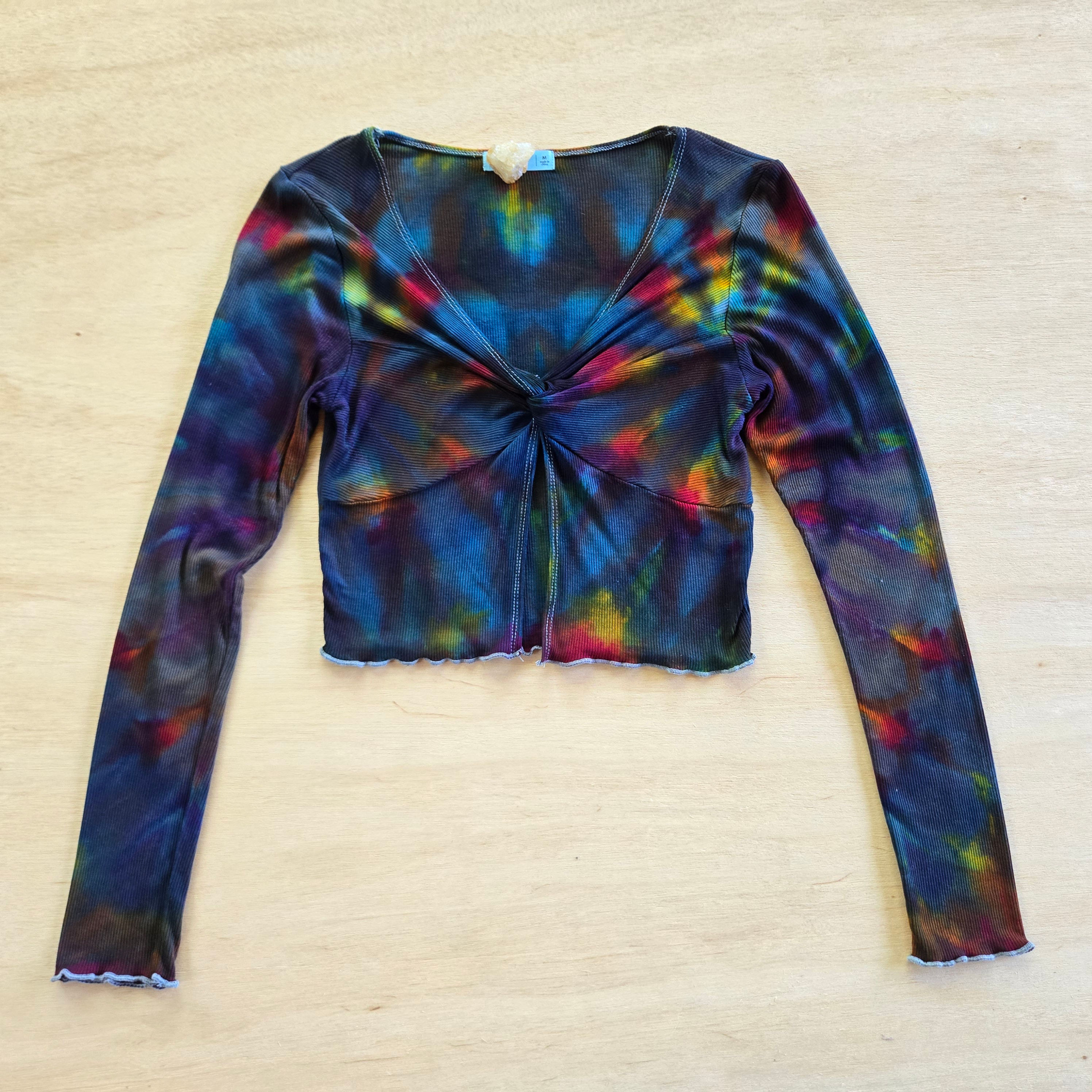 Medium - Long Sleeve Front Twist Crop Top