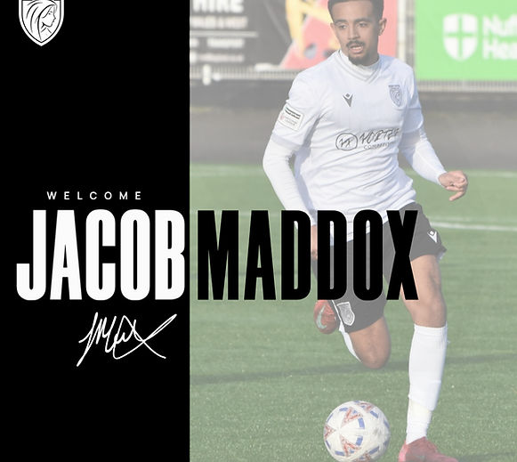 Jacob Maddox signs!