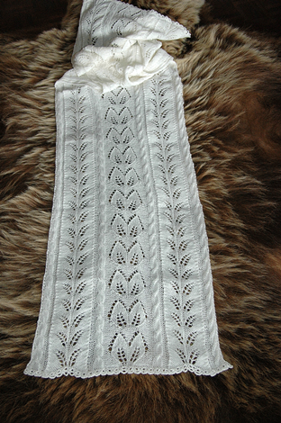 Thumbnail: Shawl "Quadra Island" Pure Fine Merino