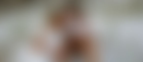 NO, I don't live with a photographer!