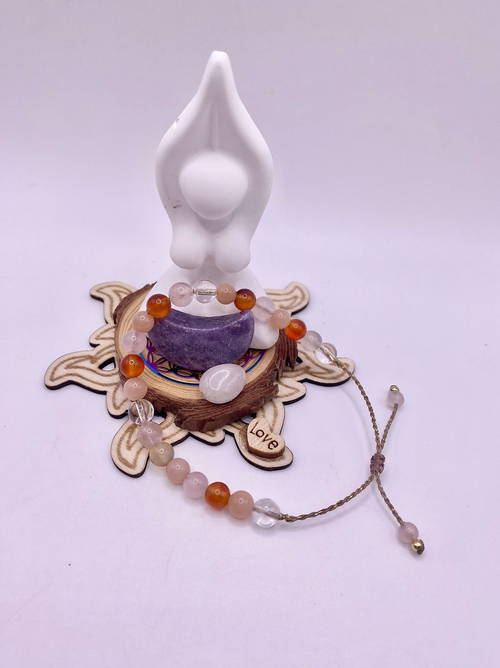 Bijou en pierres naturelles pour vitalité, rayonnement et bonne humeur.