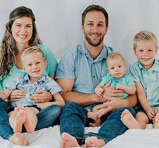 Jeremy & Lindsey Bolton YWAM — Kona, Hawai'i & Papau New Guinea