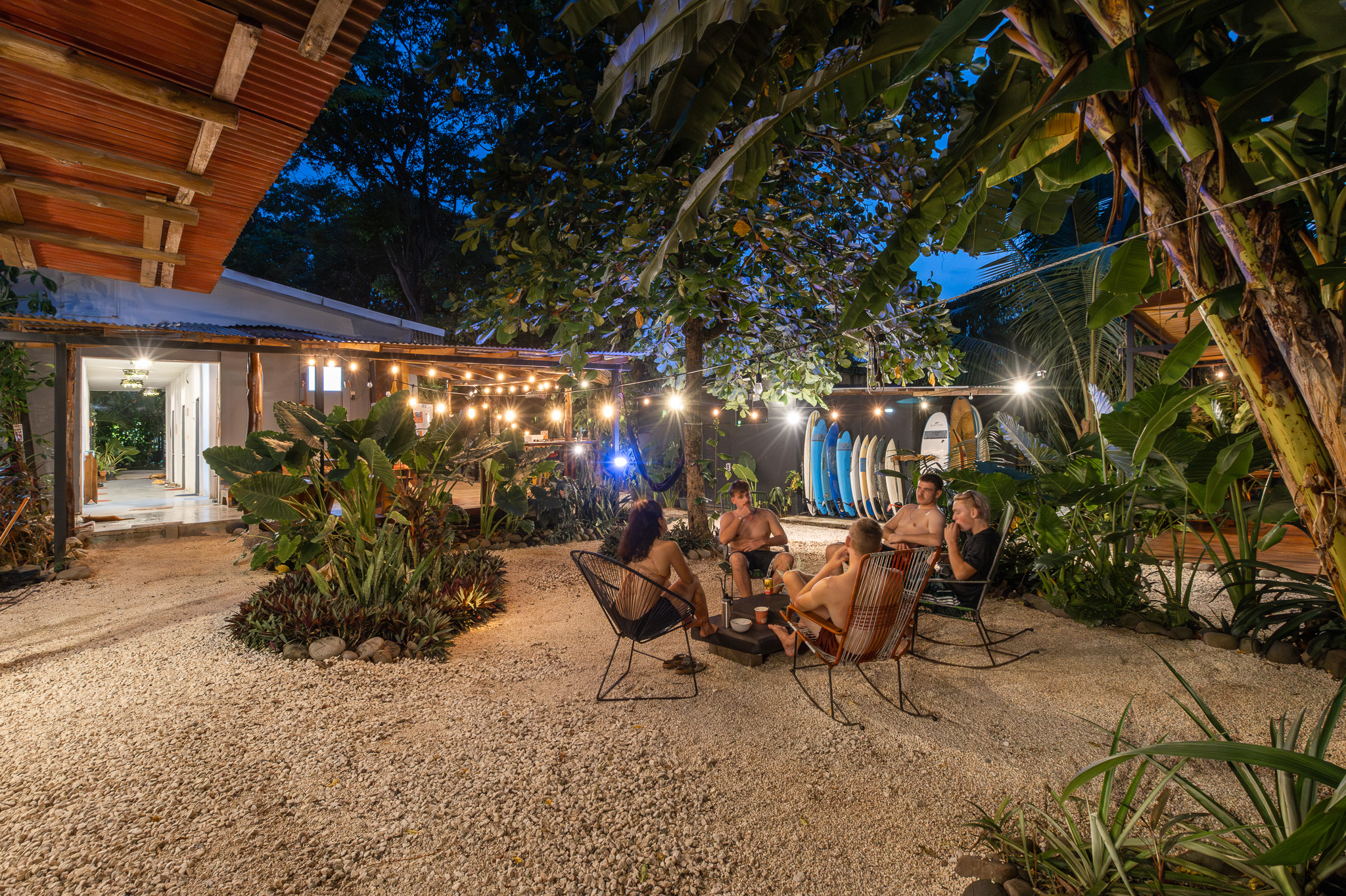 Akih Pods Hostel