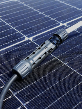 Cuidados com os conectores de corrente contínua nas instalações de sistemas solares