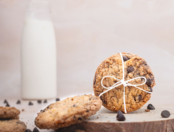 cookies, chocolate, milk, food, dessert, sweet tooth, budget photography, food photography 