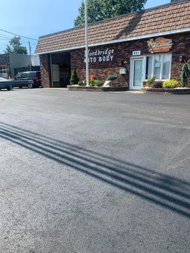 Asphalt paved the commercial parking lot of Woodbridge Auto Body
Woodbridge
Middlesex County
New Jersey