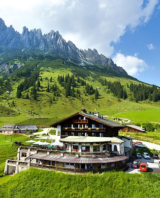 Berghotel_Arthurhaus_Hochkonig.jpg