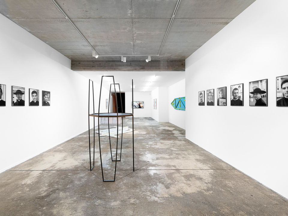 TOMAS UMRIAN CONTEMPORARY, ART GALLERY, CONTEMPORARY ART GALLERY, ARTFAIR, GLOBAL ART GALLERY