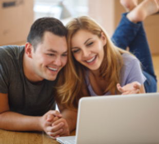Couple with Laptop.png
