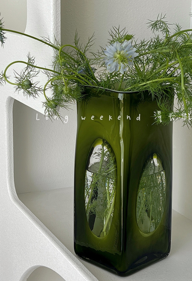 ภาพขนาดย่อ: green glass vase  รหัส V102