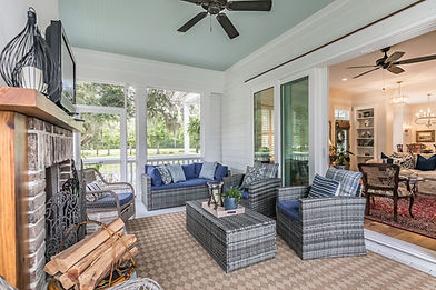 36 Screened porch.jpg