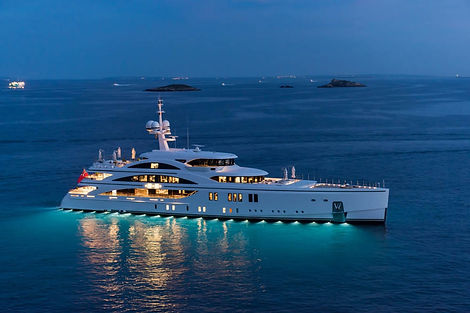 yacht 4.jpeg