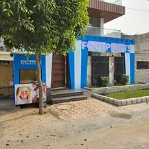 Footprints 116 Noida.webp