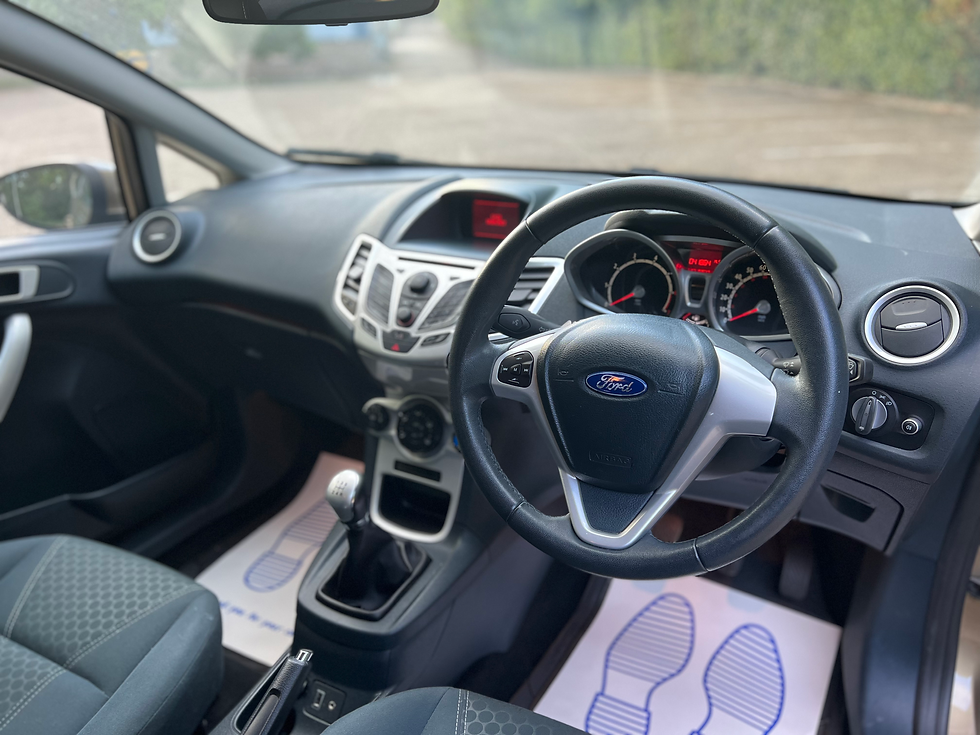 Thumbnail: 2012 Ford Fiesta Zetec