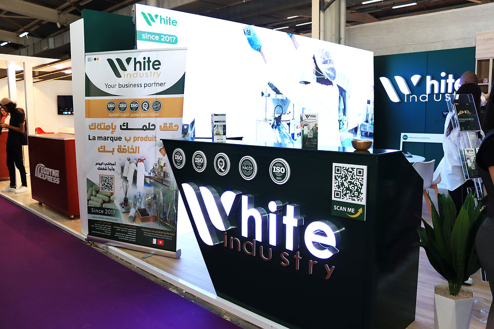 white-industry stand 6