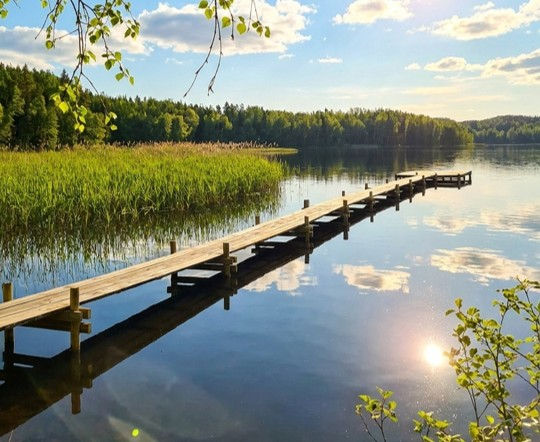 Pitkä laituri